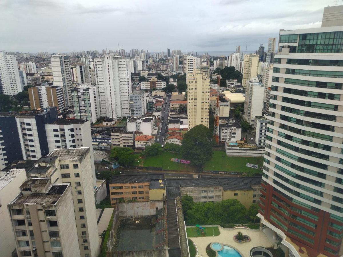 Victoria Marina Flat 2203 - bairro nobre no melhor de Salvador e píer privado Apartamento Exterior foto